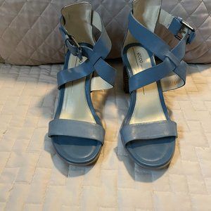 PREOWNED/USED Like New Ecco Shape 65 Block Heel Sandals